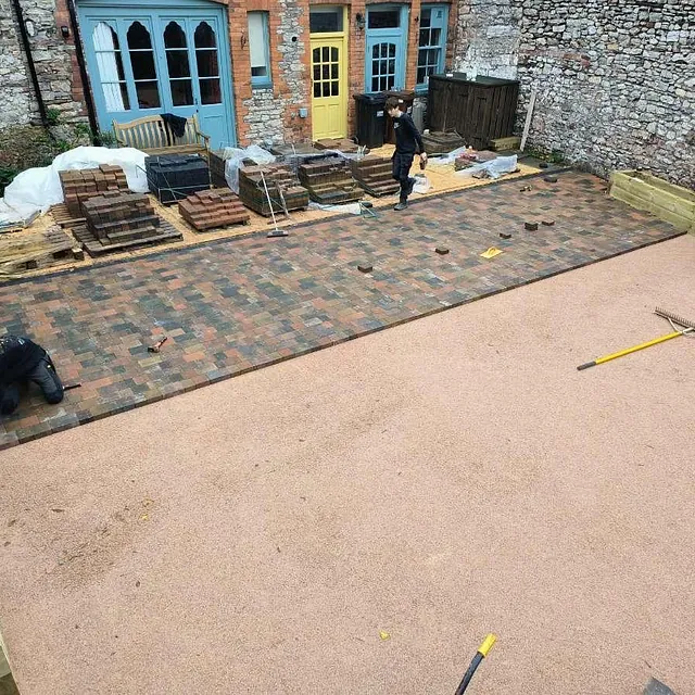 laying block paving